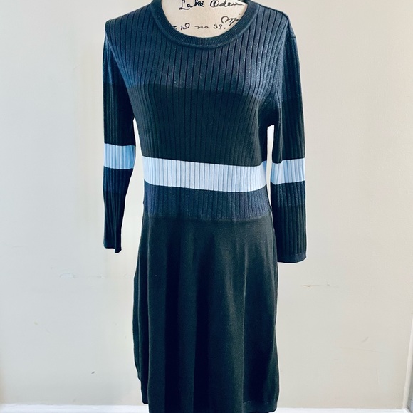 Eliza J Dresses & Skirts - Eliza J Blue and Black A-Line Ribbed Swearer Dress sz XL